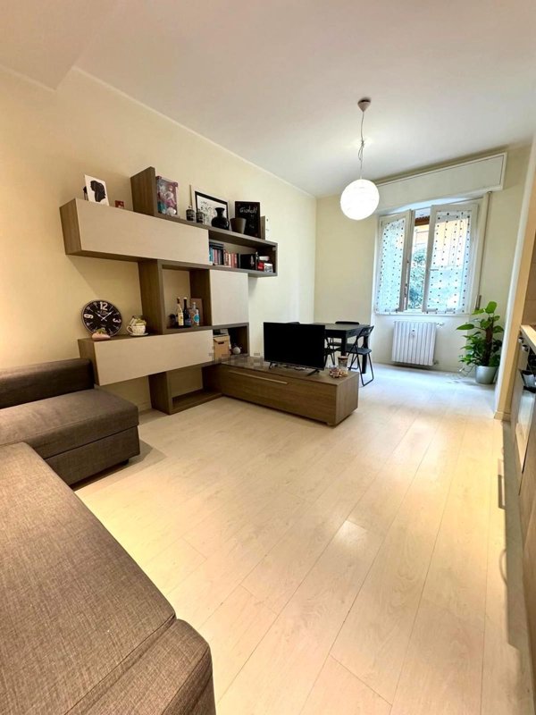 appartamento in vendita a Milano in zona Vigentino