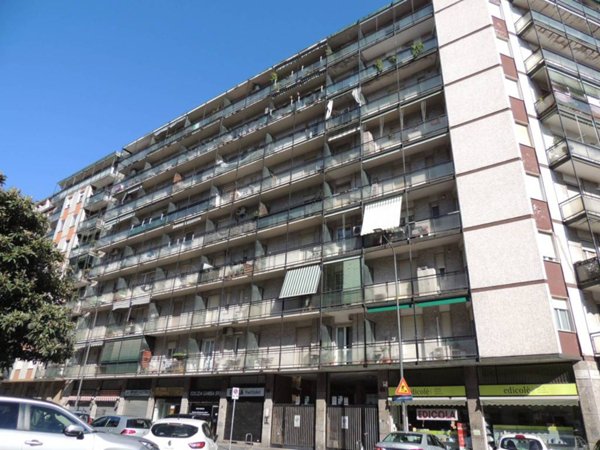 appartamento in vendita a Milano in zona Barona