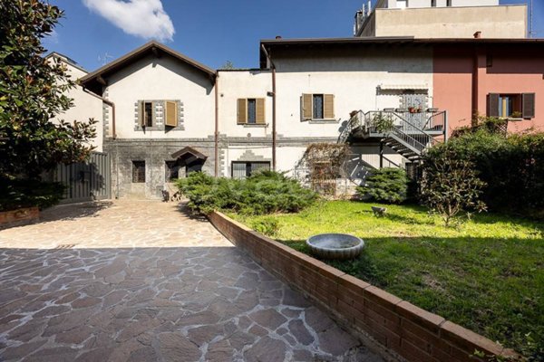 casa indipendente in vendita a Milano in zona Quarto Oggiaro
