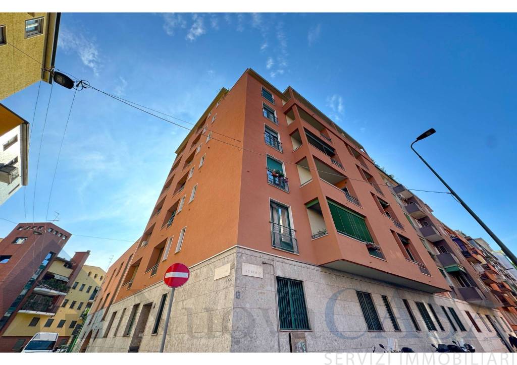 appartamento in vendita a Milano in zona Piazzale Lodi