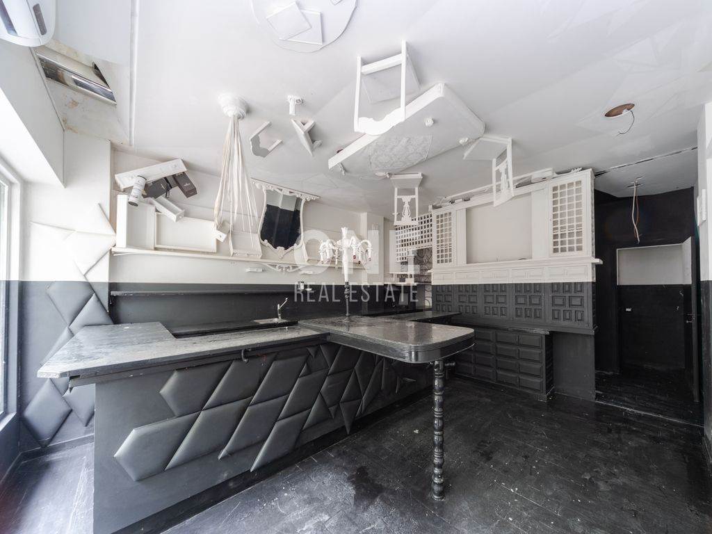 negozio in vendita a Milano in zona Città Studi