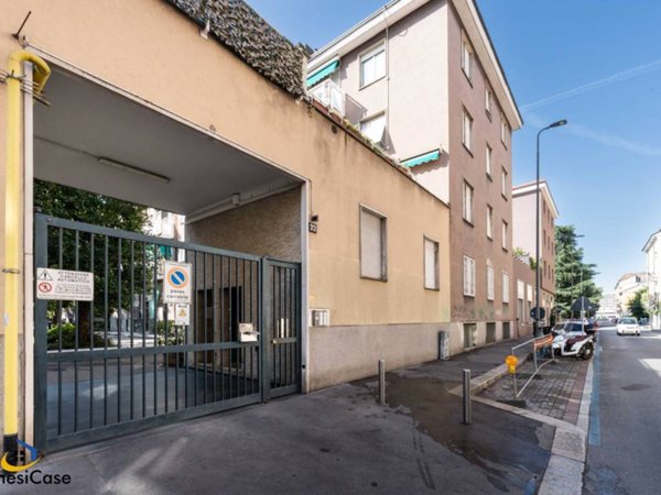 appartamento in vendita a Milano in zona Precotto
