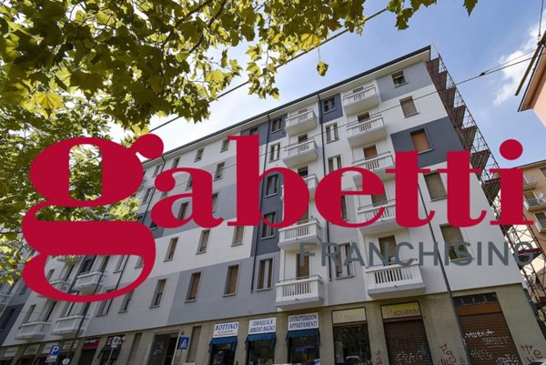 appartamento in vendita a Milano in zona Segnano