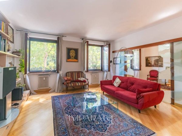 appartamento in vendita a Milano in zona Centro Direzionale