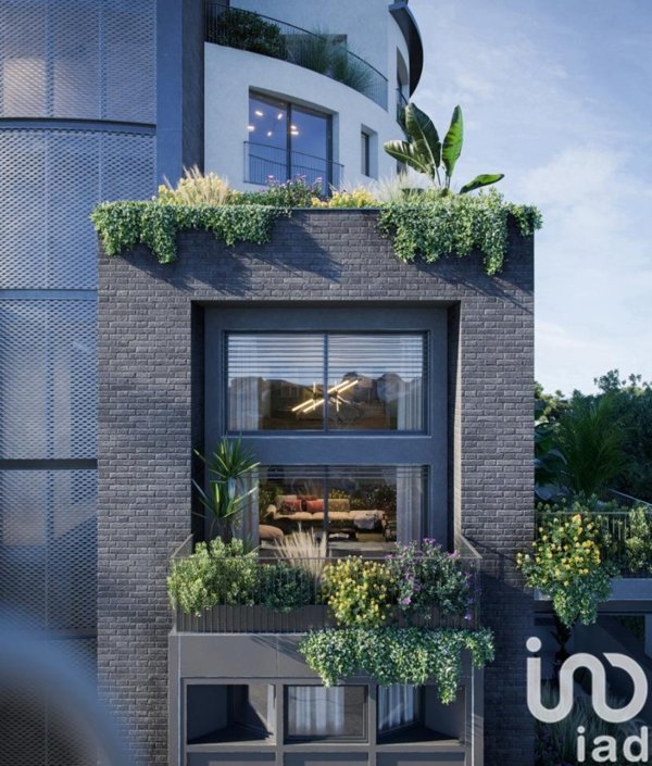 appartamento in vendita a Milano in zona Ghisolfa