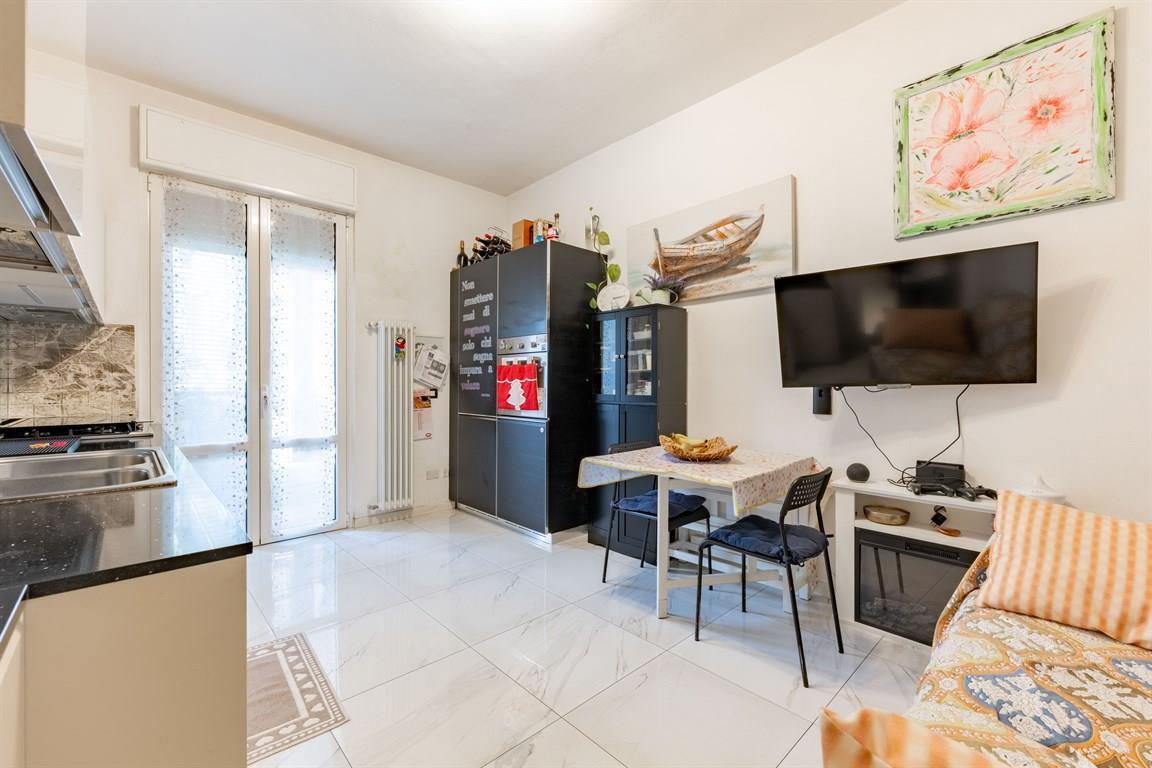 appartamento in vendita a Milano in zona Ghisolfa