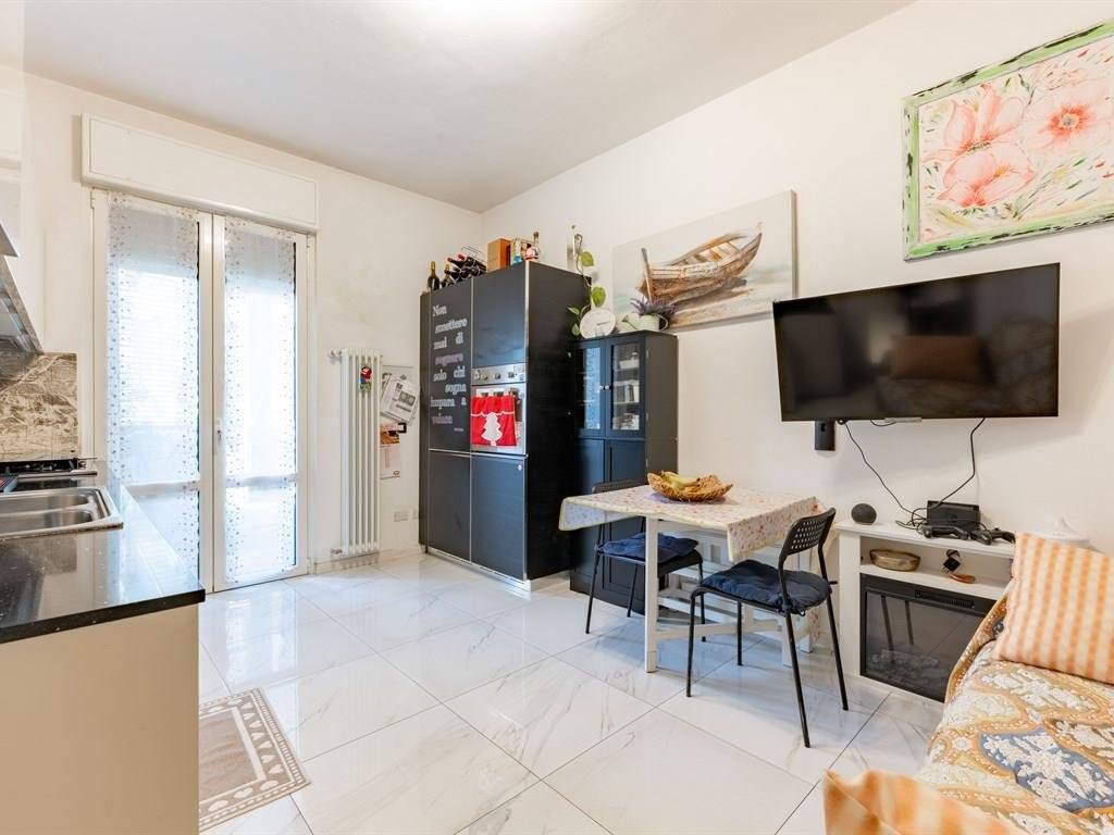 appartamento in vendita a Milano in zona Cagnola