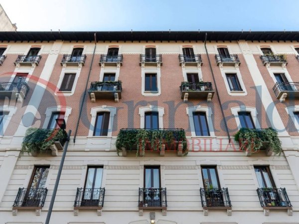 appartamento in vendita a Milano in zona Sempione