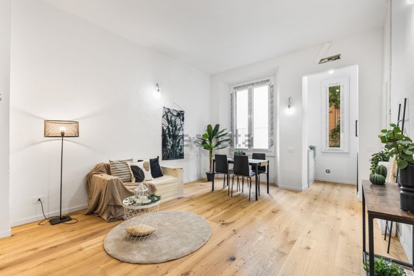 appartamento in vendita a Milano in zona Vigentino