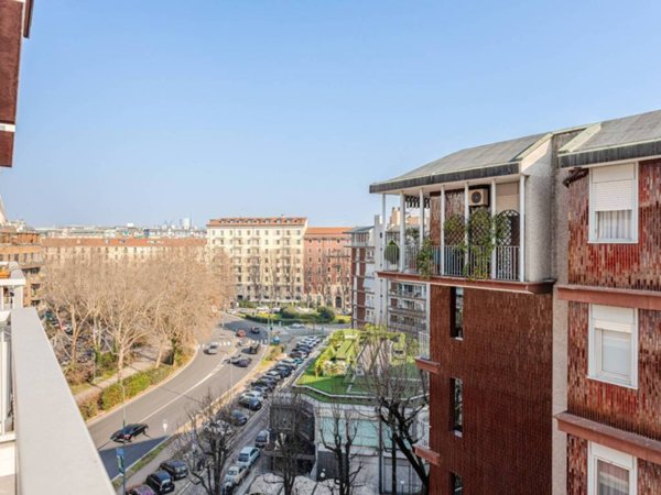 appartamento in vendita a Milano in zona Il Portello