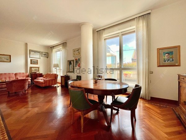 appartamento in vendita a Milano in zona Brera