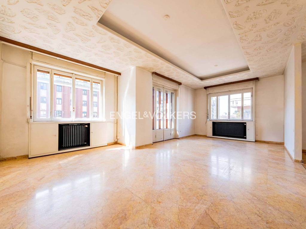 appartamento in vendita a Milano in zona Porta Venezia