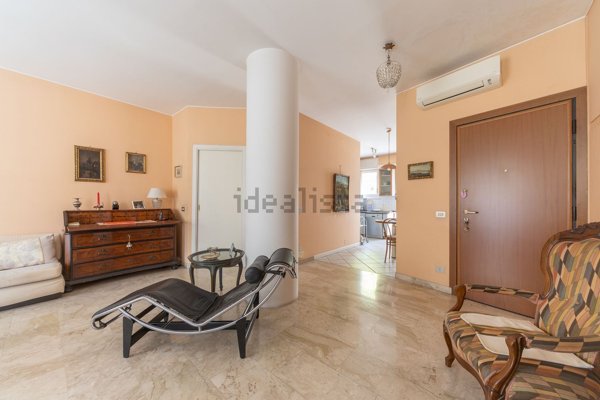 appartamento in vendita a Milano in zona Città Studi