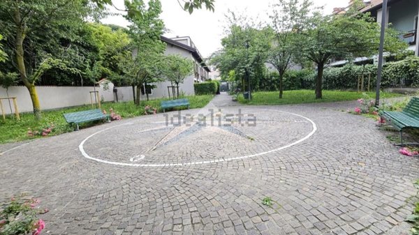 appartamento in vendita a Milano in zona Crescenzago