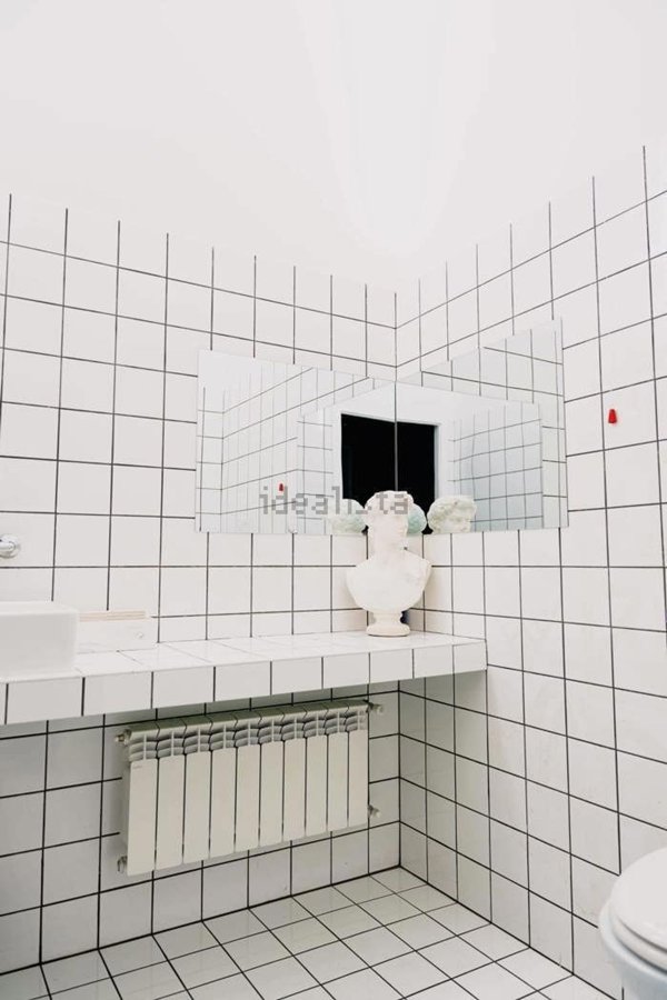 negozio in vendita a Milano in zona Lambrate