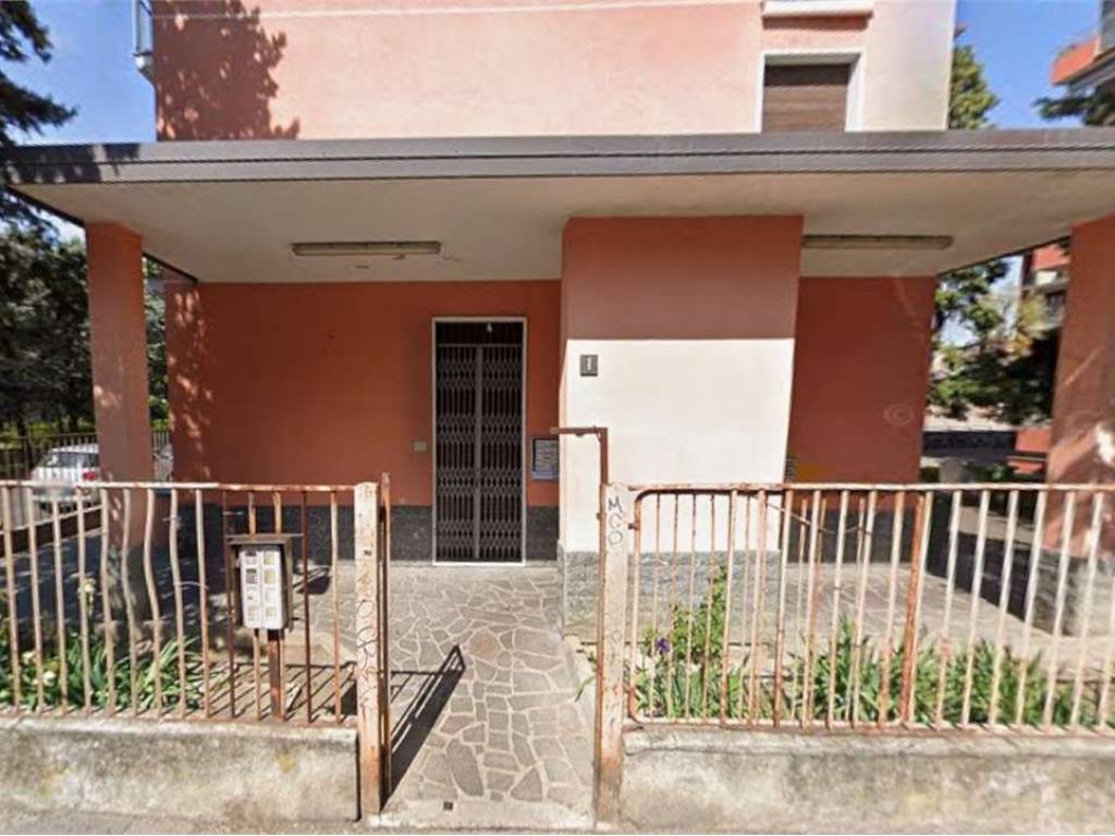 appartamento in vendita a Milano in zona Crescenzago