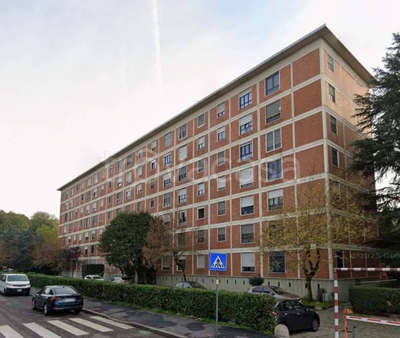appartamento in vendita a Milano in zona Quartiere degli Olmi