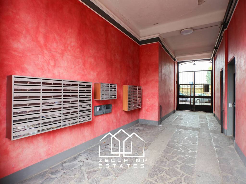 appartamento in vendita a Milano in zona Isola