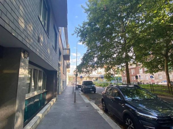 appartamento in vendita a Milano in zona Forze Armate