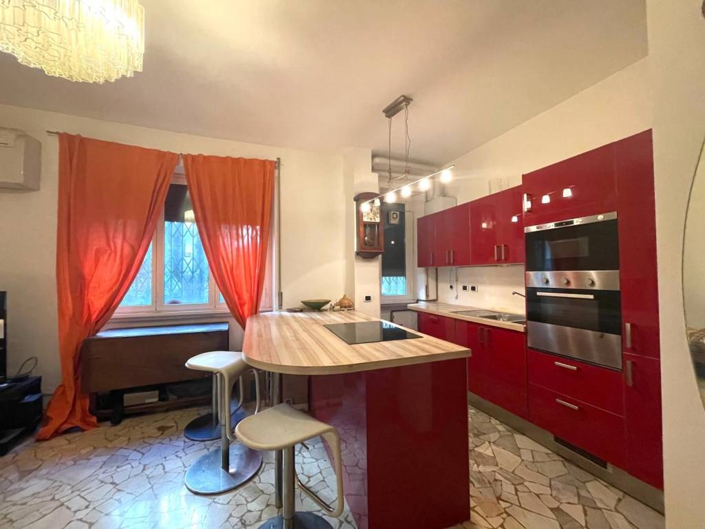 appartamento in vendita a Milano in zona Maggiolina