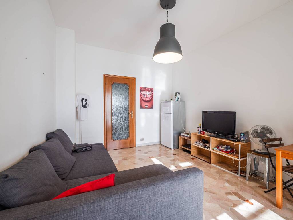 appartamento in vendita a Milano in zona Città Studi