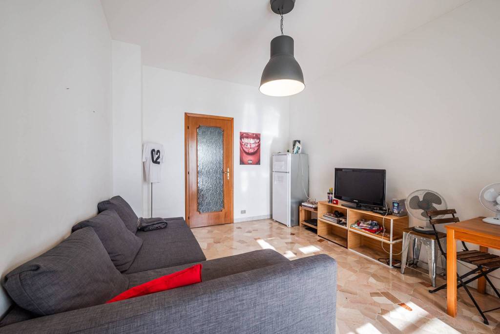 appartamento in vendita a Milano in zona Città Studi
