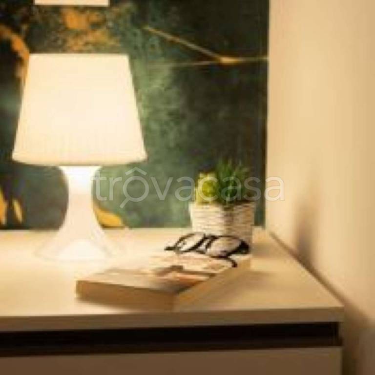 negozio in vendita a Milano in zona Porta Romana