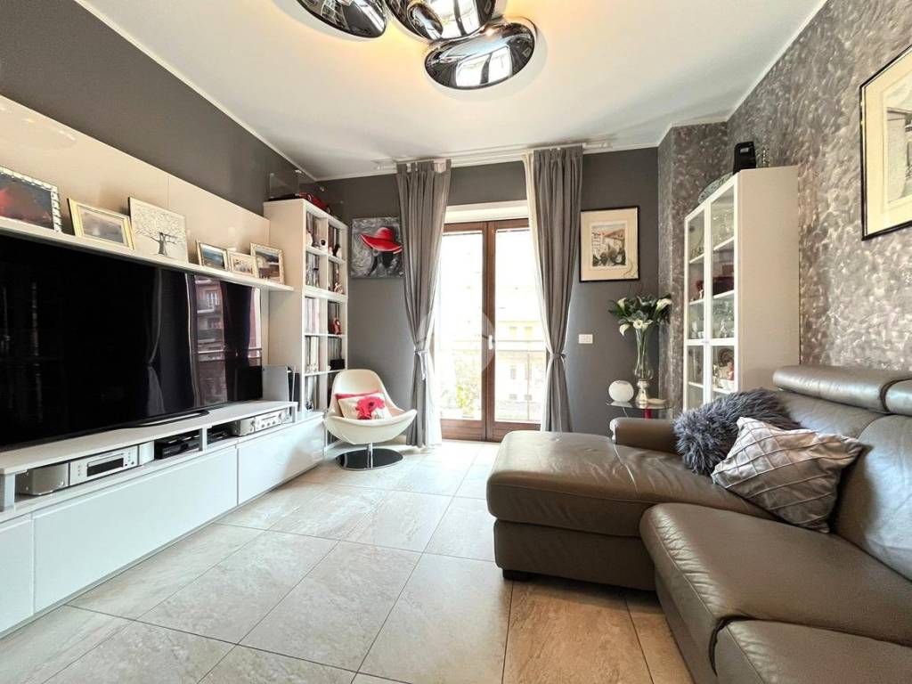 appartamento in vendita a Milano in zona Affori