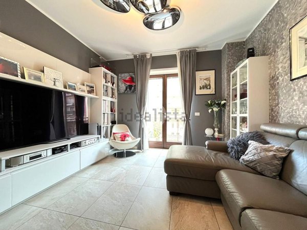 appartamento in vendita a Milano in zona Affori