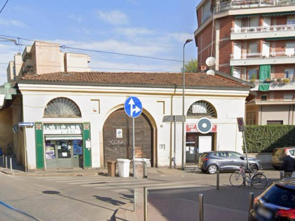 negozio in vendita a Milano in zona Bovisa