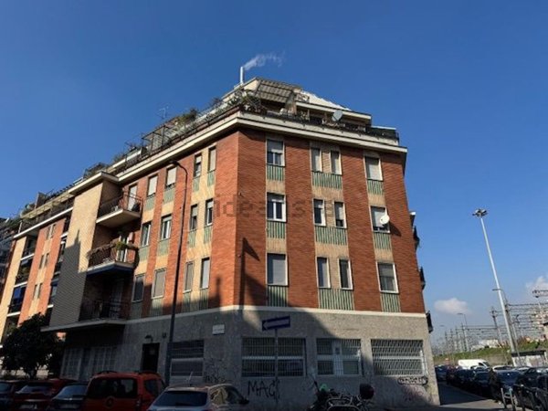 appartamento in vendita a Milano in zona Città Studi