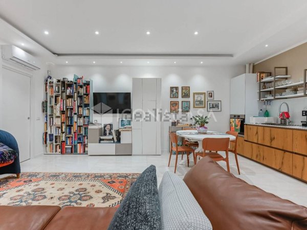 appartamento in vendita a Milano in zona Porta Vittoria