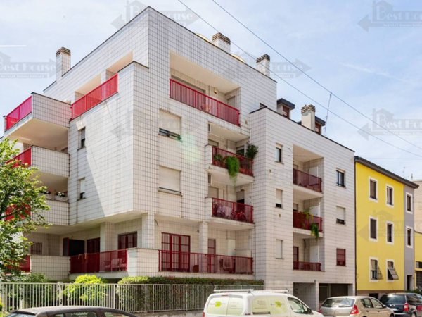 appartamento in vendita a Milano in zona Crescenzago