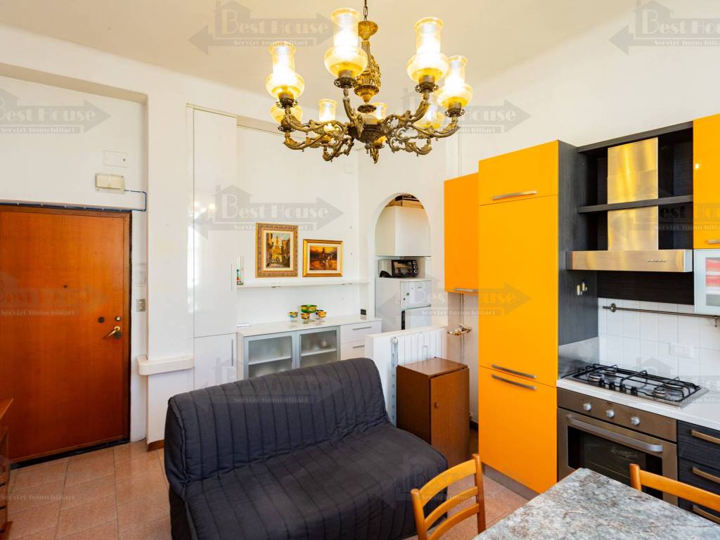 appartamento in vendita a Milano in zona Città Studi
