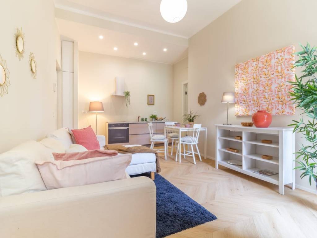 appartamento in vendita a Milano in zona Città Studi