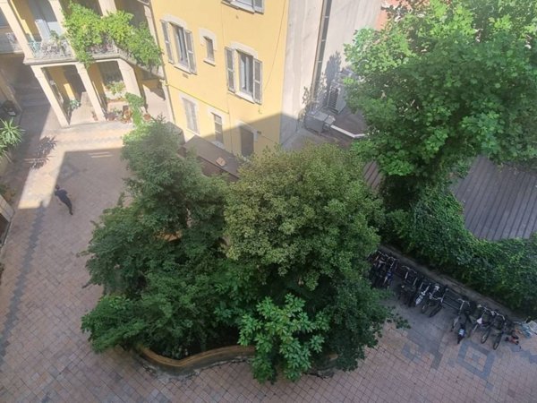 appartamento in vendita a Milano in zona Isola