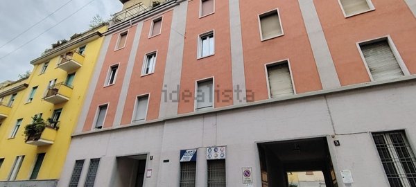 appartamento in vendita a Milano in zona Sempione