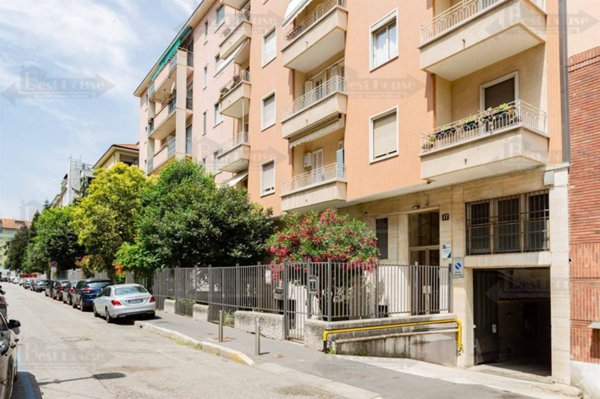 appartamento in vendita a Milano in zona Città Studi