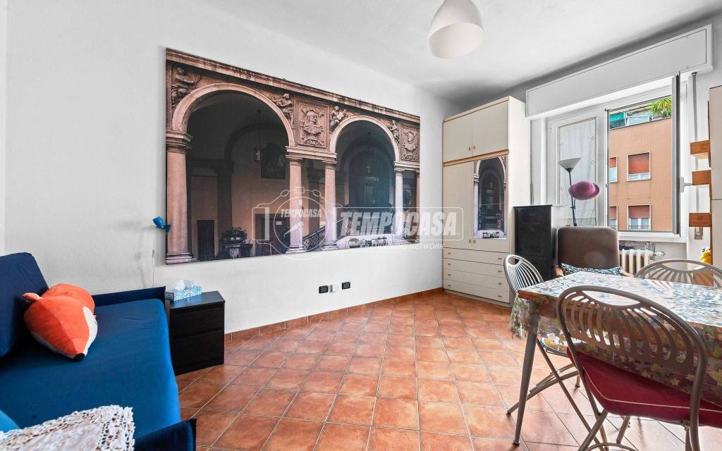 appartamento in vendita a Milano in zona Piazzale Lodi