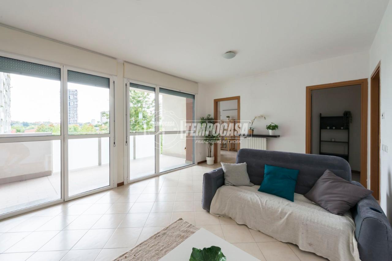 appartamento in vendita a Milano in zona Crescenzago