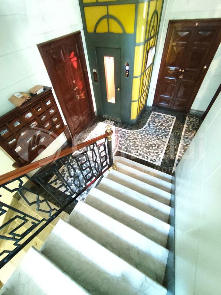 appartamento in vendita a Milano in zona Maggiolina