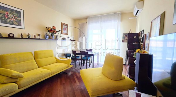 appartamento in vendita a Milano in zona Isola