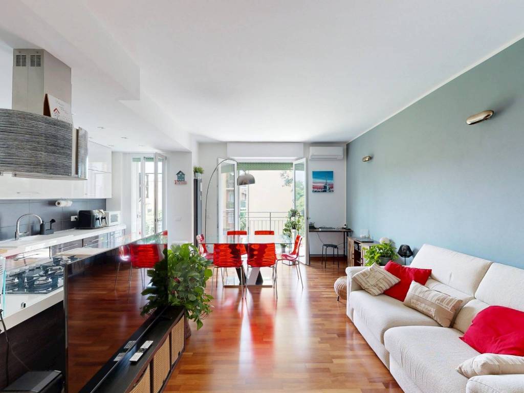 appartamento in vendita a Milano in zona Baggio