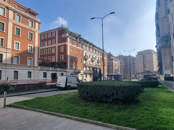 appartamento in vendita a Milano in zona Porta Nuova