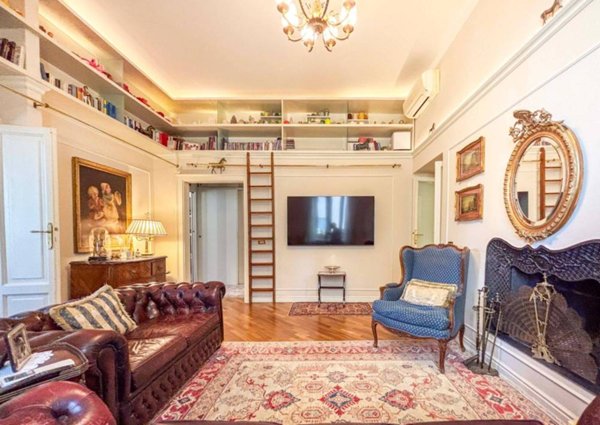 appartamento in vendita a Milano in zona Isola