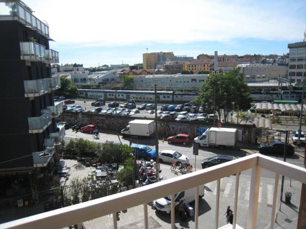 appartamento in vendita a Milano in zona Porta Genova