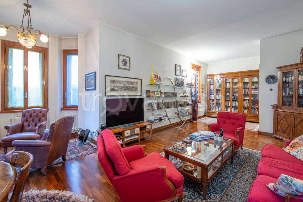 casa indipendente in vendita a Milano in zona Porta Vittoria