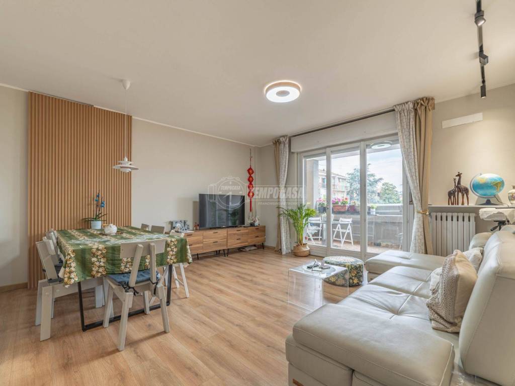 appartamento in vendita a Milano in zona Crescenzago