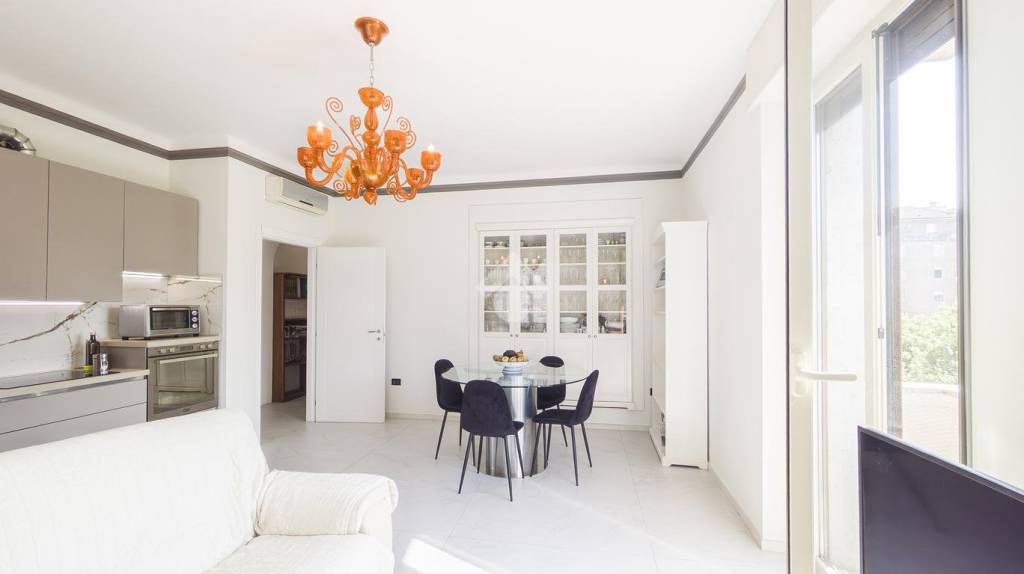 appartamento in vendita a Milano in zona Porta Vittoria