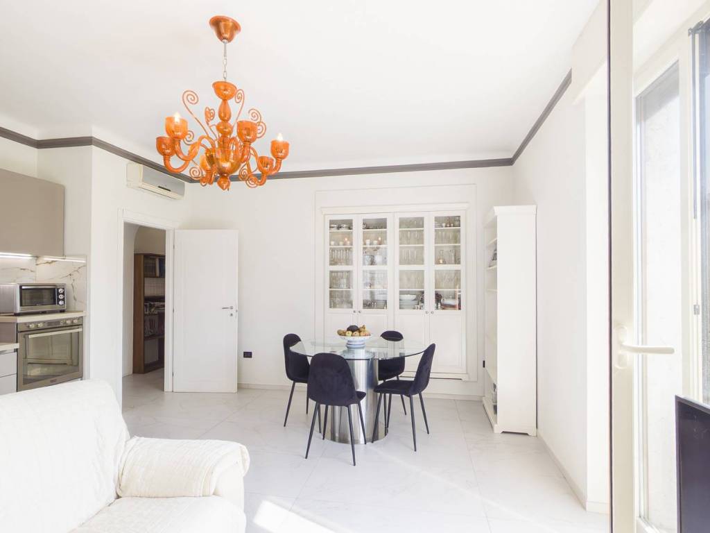 appartamento in vendita a Milano in zona Porta Vittoria